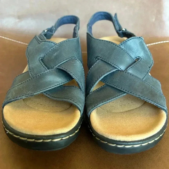 Clarks Merliah Echo Women's Leather
Wedge Sandals size 7.5 - Picture 3 of 9